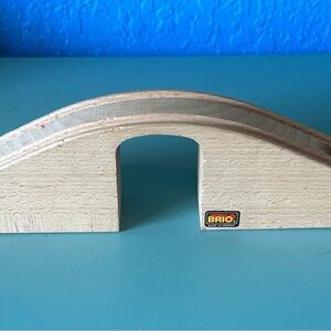 BRIO World - 33351 Viaduct Bridge | 3 Piece Wooden Toy Train Accessory for Kids